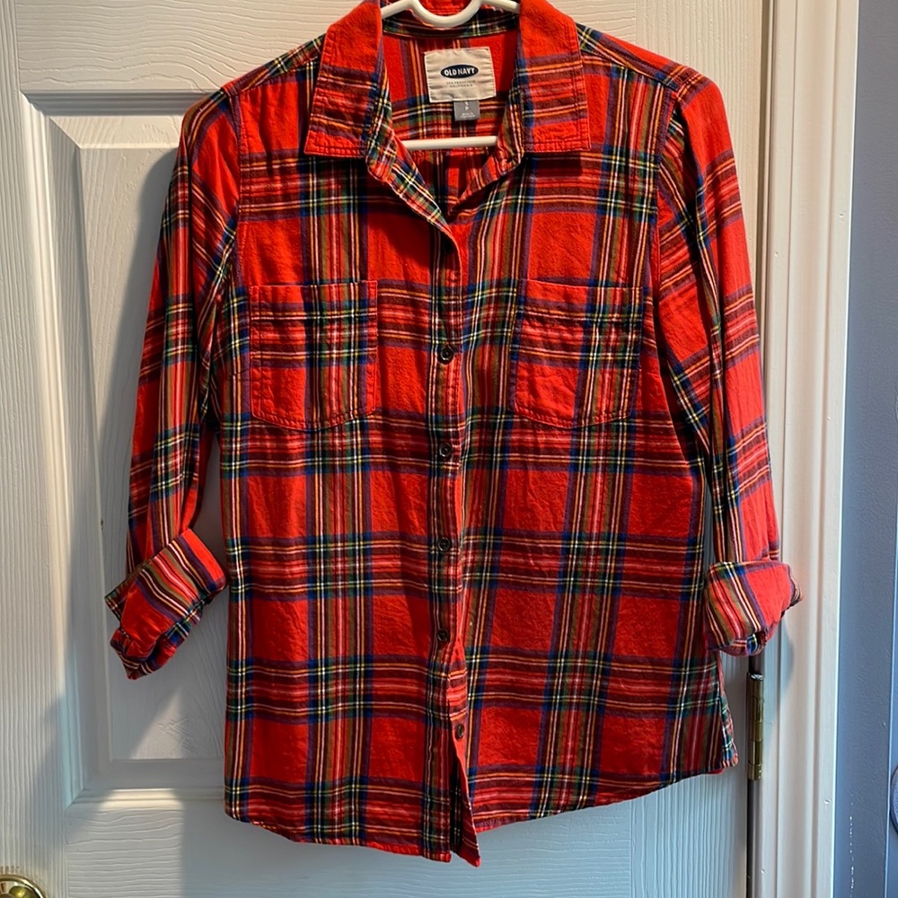 Old navy red flannel shirt